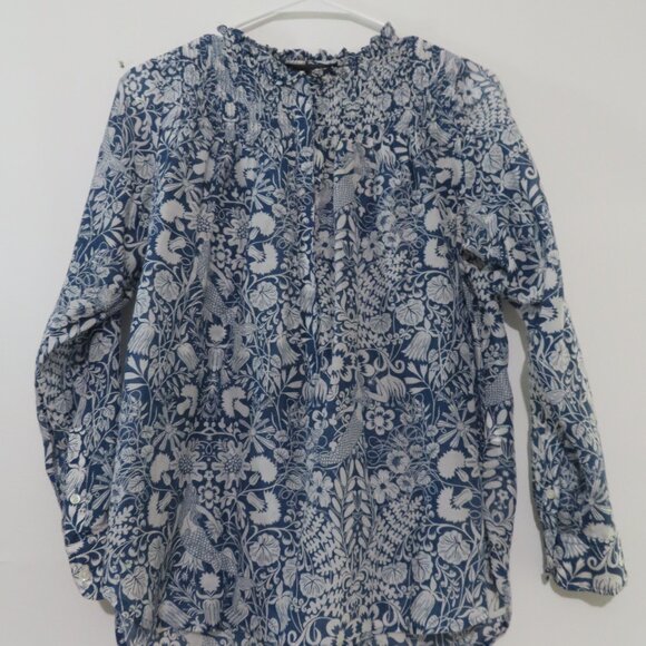 J.Crew Floral and Mermaid Print Pin Tuck Cotton/Silk Blend Top Size 0 - Picture 10 of 14